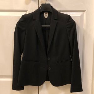 Woman’s black blazer